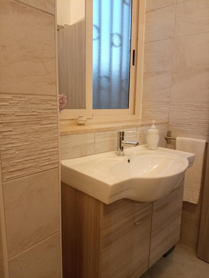 La Dimora Degli Dei Apartment Бари Екстериор снимка