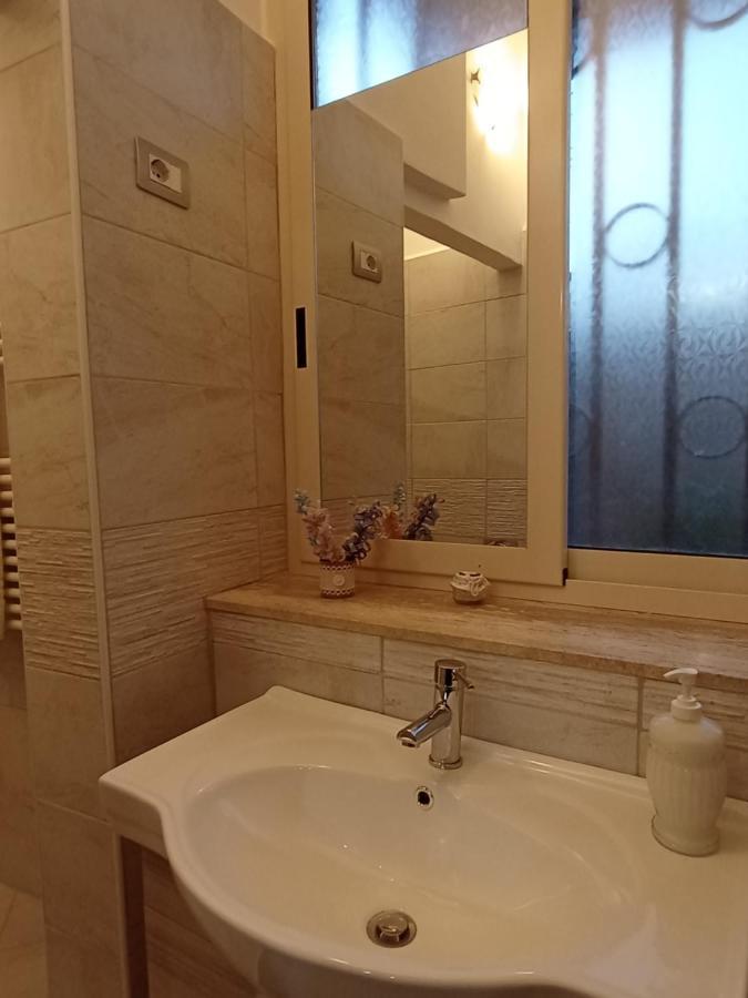La Dimora Degli Dei Apartment Бари Екстериор снимка